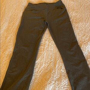 G Athletic Large Leggings with Elastic Waistband and Smooth Finish